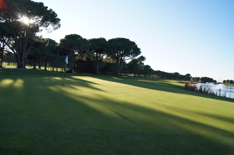 Golf insurance how to insure your golf equipment with a golfers